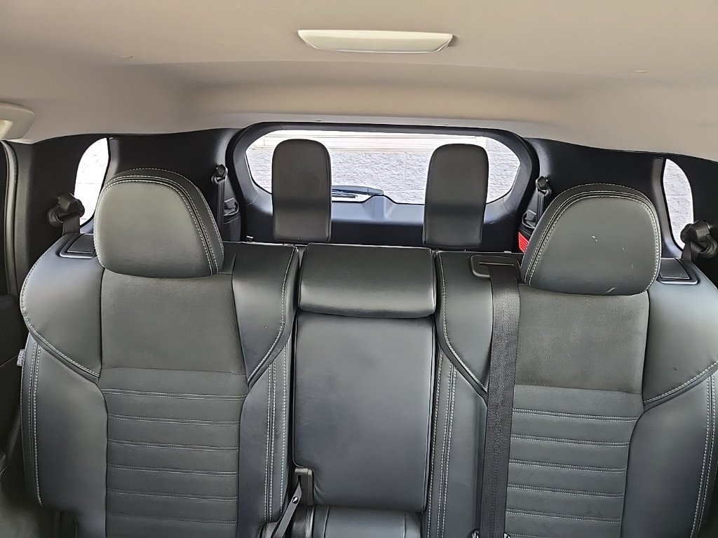 Used 2024 Mitsubishi Outlander SE AWD/4WD image 24
