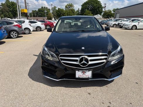 Used 2016 Mercedes-Benz E 350 4MATIC Sedan image 3