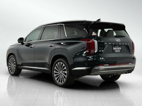 Used 2025 Hyundai Palisade Calligraphy image 3