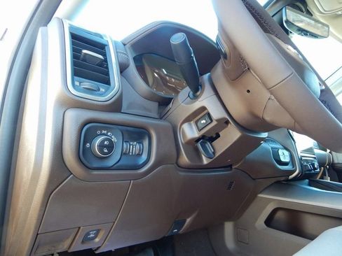 New 2026 RAM 2500 Laramie w/ Towing Technology Group image 19