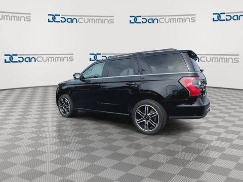 Used 2021 Ford Expedition Limited AWD/4WD image 6