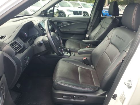 Certified 2021 Honda Pilot Black Edition image 29