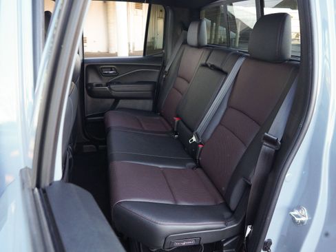 Used 2022 Honda Ridgeline Black Edition image 38