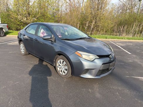 Used 2014 Toyota Corolla LE image 8