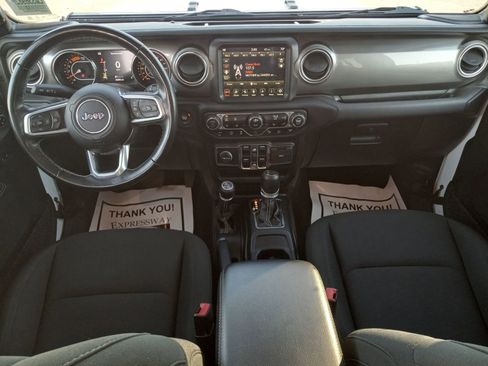 Used 2020 Jeep Wrangler Unlimited Sahara AWD/4WD image 14