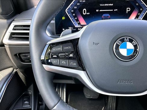 Used 2025 BMW 330i xDrive Sedan AWD/4WD image 24