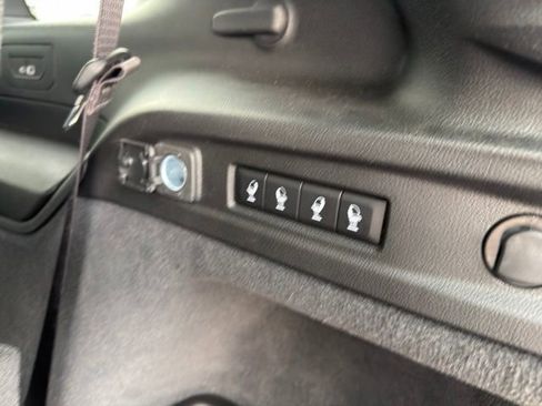 Used 2023 Jeep Grand Cherokee L Summit w/ Luxury Tech Group V AWD/4WD image 26
