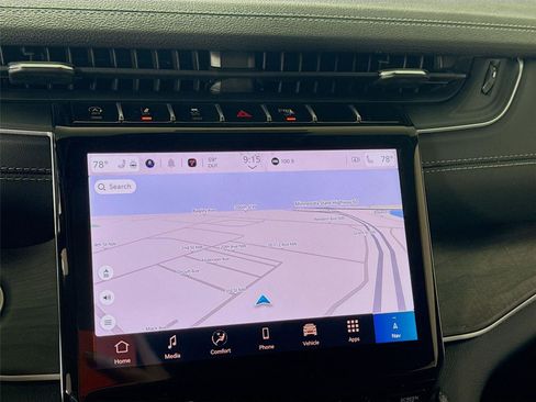 New 2025 Jeep Grand Cherokee L Limited w/ Trailer Tow Package image 8