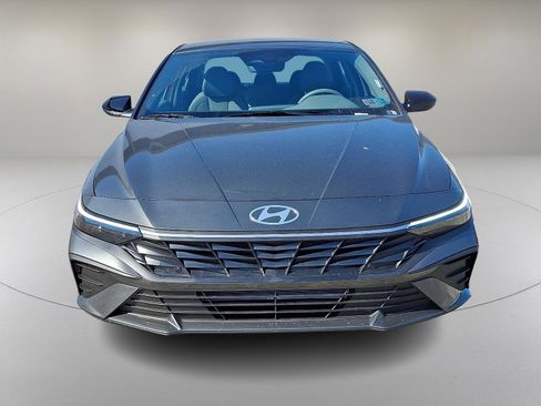 New 2026 Hyundai Elantra Sport image 2