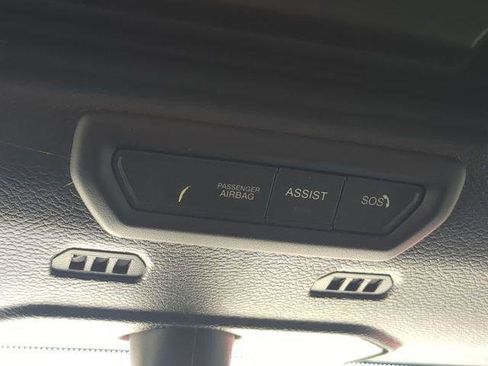 Certified 2022 Jeep Wrangler Unlimited Sahara image 22