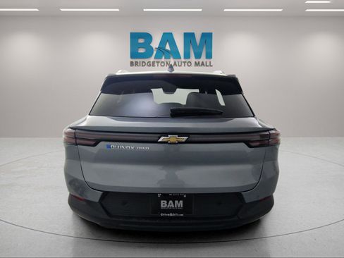 New 2026 Chevrolet Equinox EV LT image 6