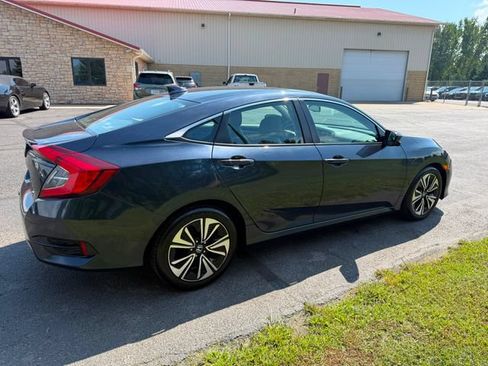 Used 2017 Honda Civic EX-L image 3