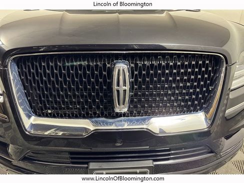 Used 2020 Lincoln Navigator Reserve AWD/4WD image 12