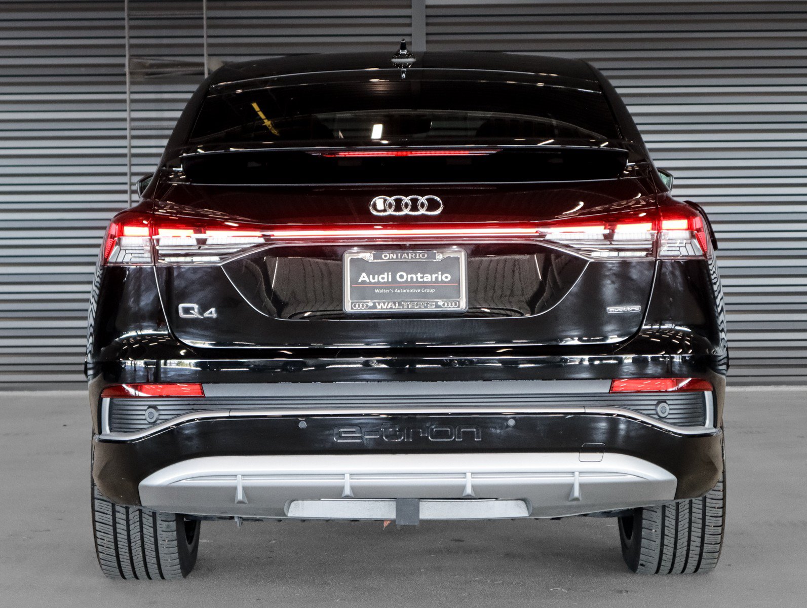 Used 2023 Audi Q4 e-tron Prestige AWD/4WD image 14