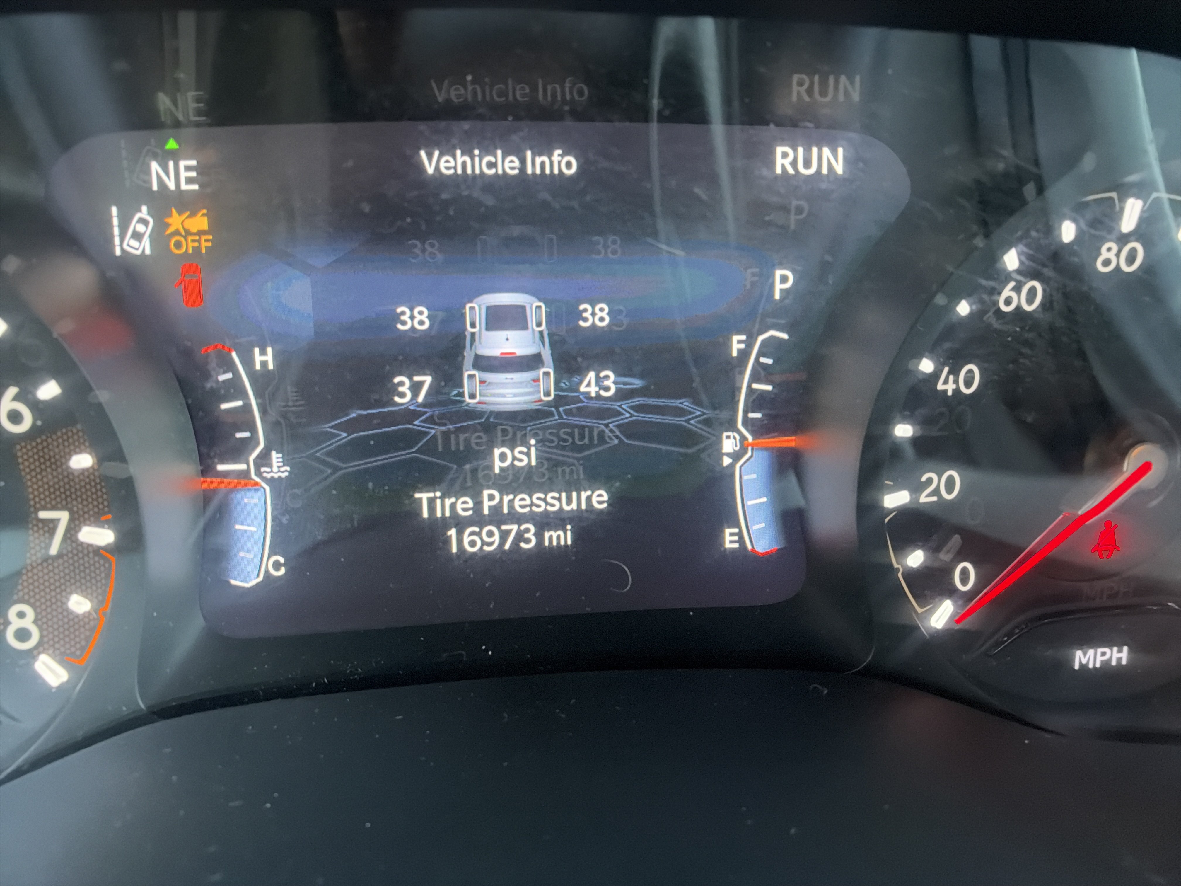 Used 2025 Jeep Compass Limited AWD/4WD image 21