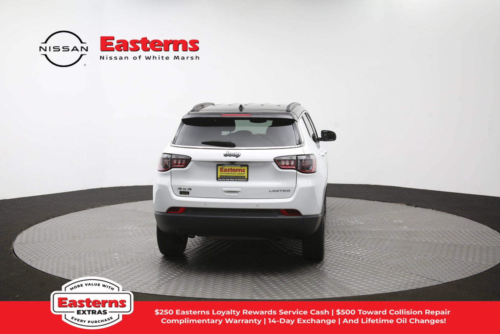 Used 2025 Jeep Compass Limited AWD/4WD image 35