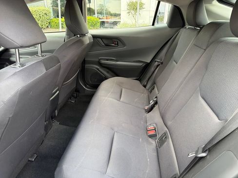 Used 2025 Toyota Prius LE FWD image 21