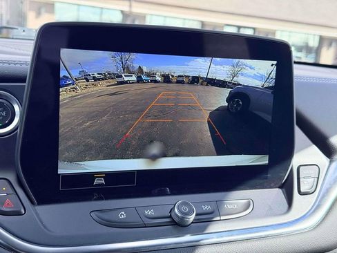 Used 2025 Chevrolet Blazer LT FWD image 20