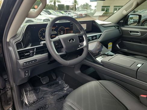 New 2026 INFINITI QX80 Luxe image 20