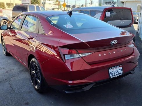 Certified 2023 Hyundai Elantra SEL w/ Winter Weather Package image 5