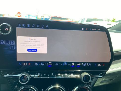 Used 2025 Chevrolet Blazer EV RS AWD/4WD image 19