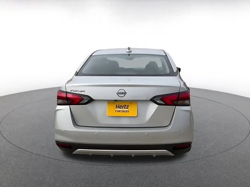 Used 2025 Nissan Versa SV FWD image 12