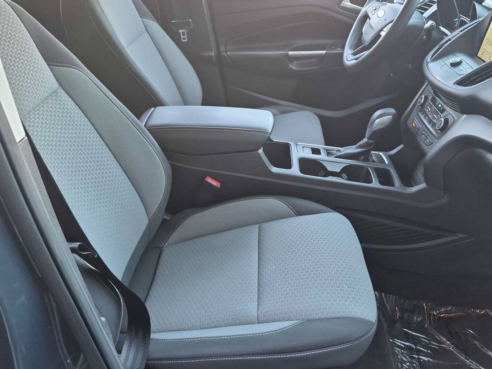 Used 2019 Ford Escape SE FWD image 21