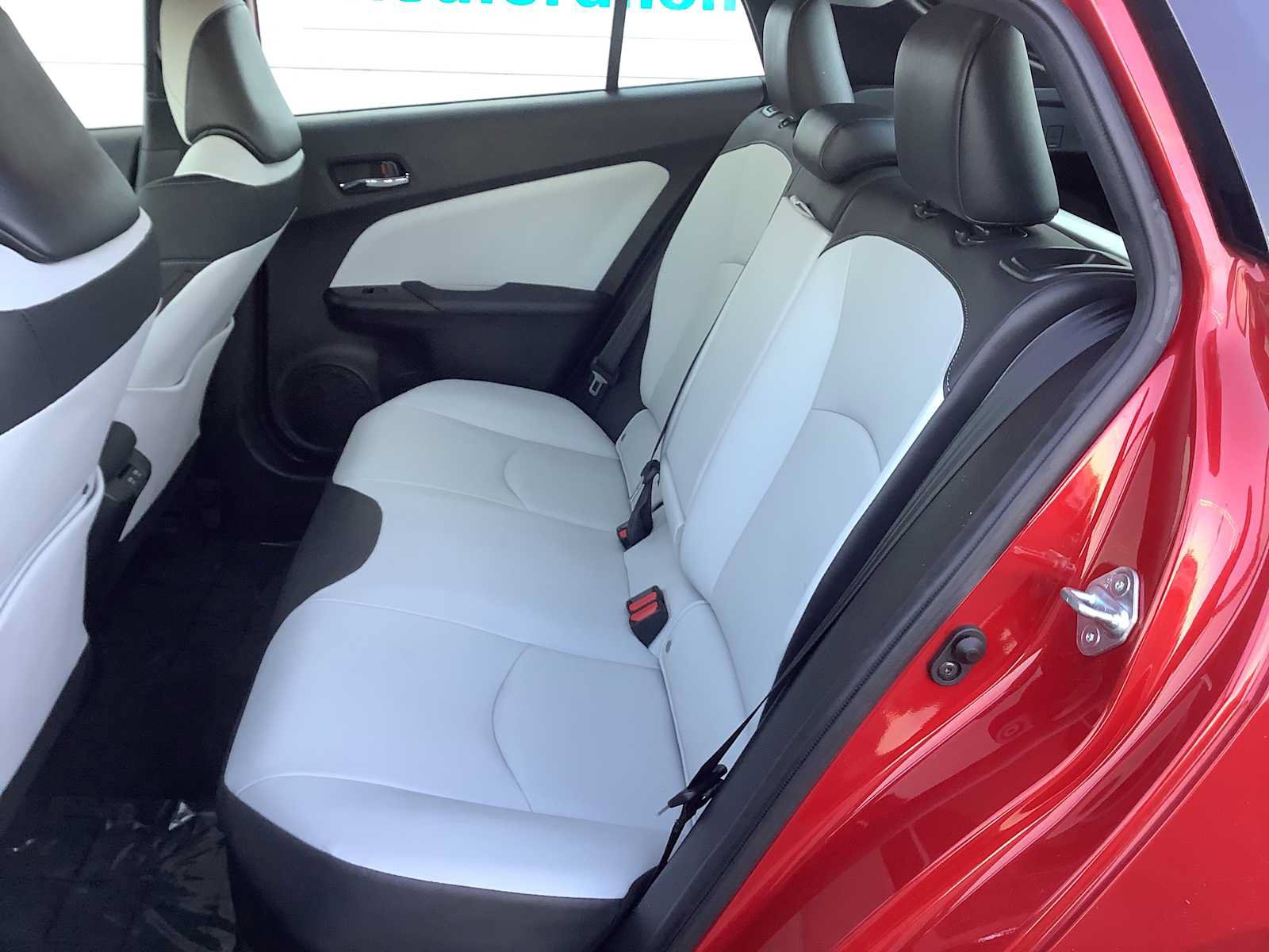 Used 2020 Toyota Prius XLE w/ Advanced Technology Package AWD/4WD image 13