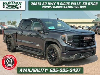 Used 2024 GMC Sierra 1500 Elevation