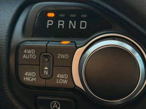 Used 2022 RAM 1500 Lone Star AWD/4WD image 20