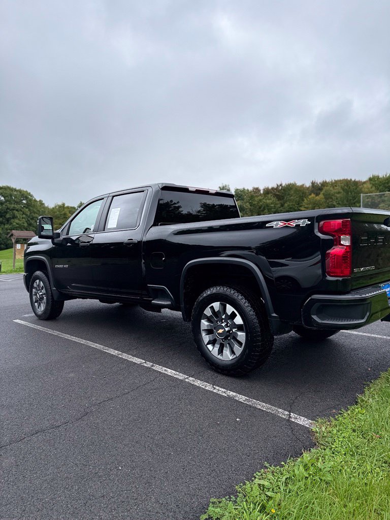 Used 2024 Chevrolet Silverado 2500 Custom w/ Custom Convenience Package AWD/4WD image 8