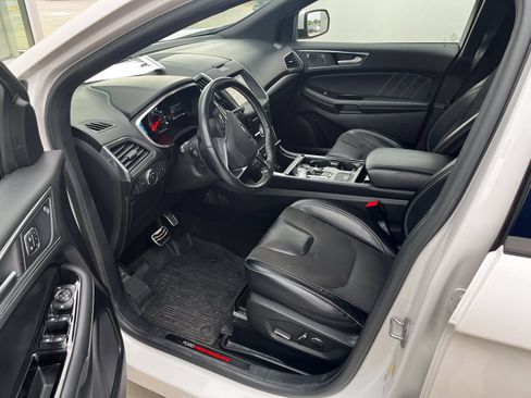 Used 2019 Ford Edge ST w/ Convenience Package AWD/4WD image 5