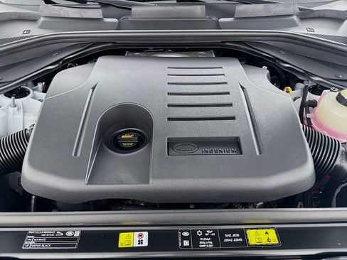 New 2026 Land Rover Range Rover SE AWD/4WD image 32