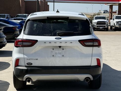 Used 2024 Ford Escape Active FWD image 4