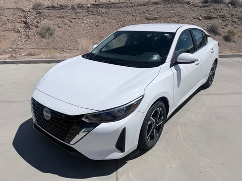 Used 2024 Nissan Sentra SV image 1