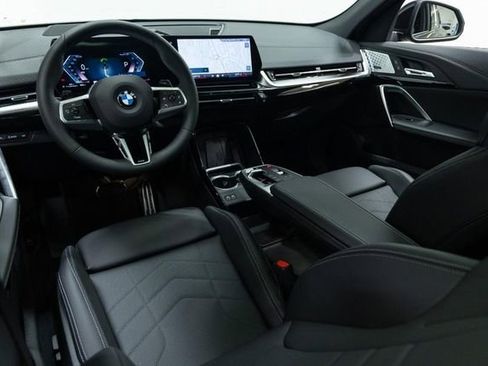 Certified 2025 BMW X2 xDrive28i w/ Technology Package image 24