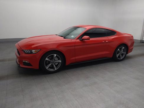 Used 2017 Ford Mustang Coupe RWD image 2