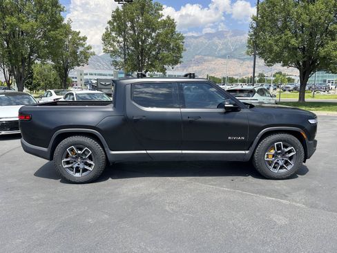 Used 2022 Rivian R1T Adventure AWD/4WD image 6
