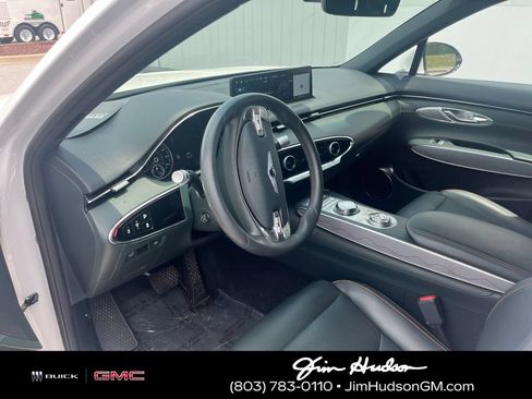 Used 2023 Genesis GV70 2.5T w/ Advanced Package AWD/4WD image 11
