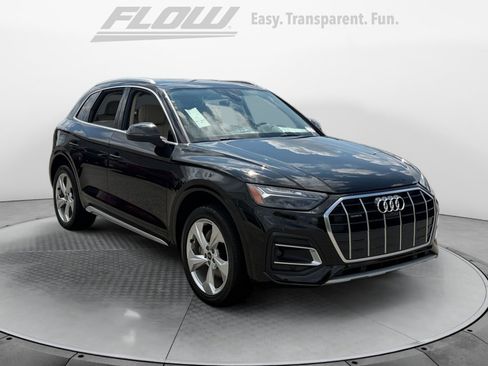 Used 2021 Audi Q5 Prestige w/ Prestige Package AWD/4WD image 1