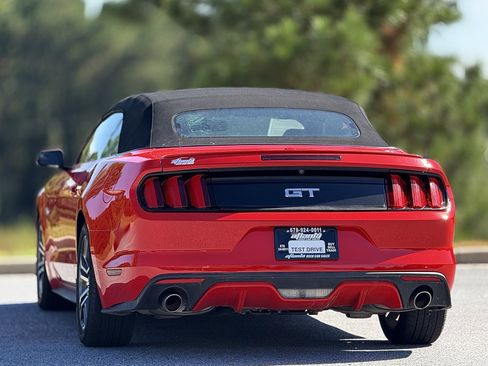 Used 2015 Ford Mustang GT Premium image 4