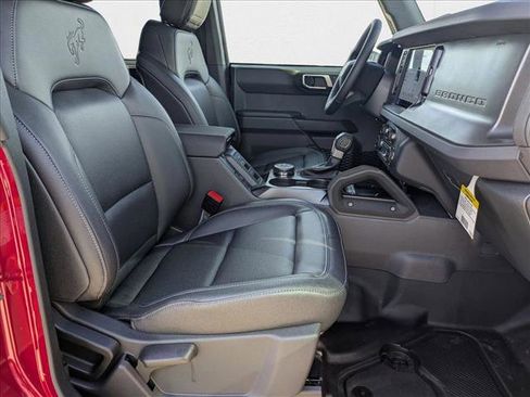 New 2025 Ford Bronco Big Bend w/ Black Diamond Package image 22