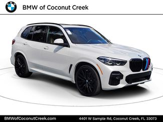 Used 2022 BMW X5 sDrive40i w/ M Sport Package video 1