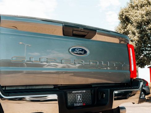 Used 2025 Ford F250 XLT AWD/4WD image 16