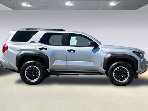 Used 2025 Toyota 4Runner TRD Off-Road AWD/4WD image 8