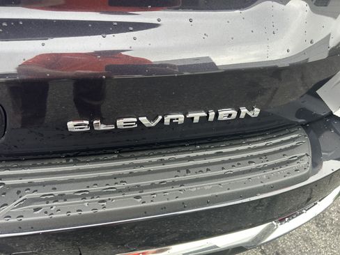 New 2026 GMC Yukon XL Elevation w/ Elevation Premium Package AWD/4WD image 11