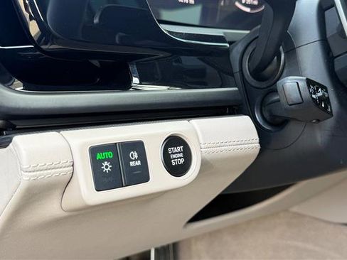 Used 2025 Porsche Panamera 4 image 13