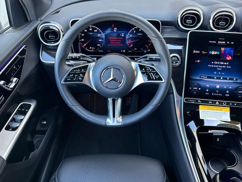 Certified 2026 Mercedes-Benz GLC 300 4MATIC image 13