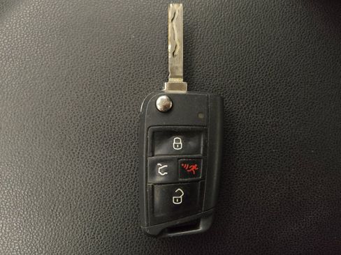 Used 2025 Volkswagen Jetta S FWD image 32