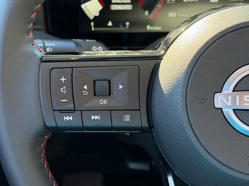 New 2026 Nissan Kicks SR w/ Cold Weather Package FWD image 13